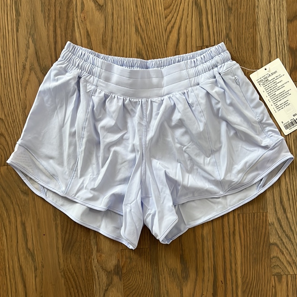 Lululemon Shorts Hotty Hot 4” Women’s sz 8 Low Rise Lined Pastel Blue Run Summer